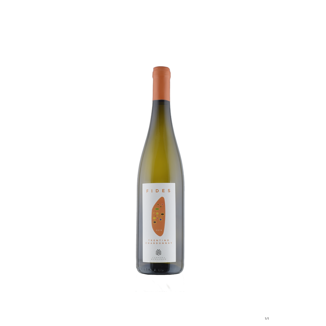 Een fles IGT Vigneti delle Dolomiti Chardonnay Fides 2023 van Cantina Romanese, een elegante witte wijn met een verhaal
